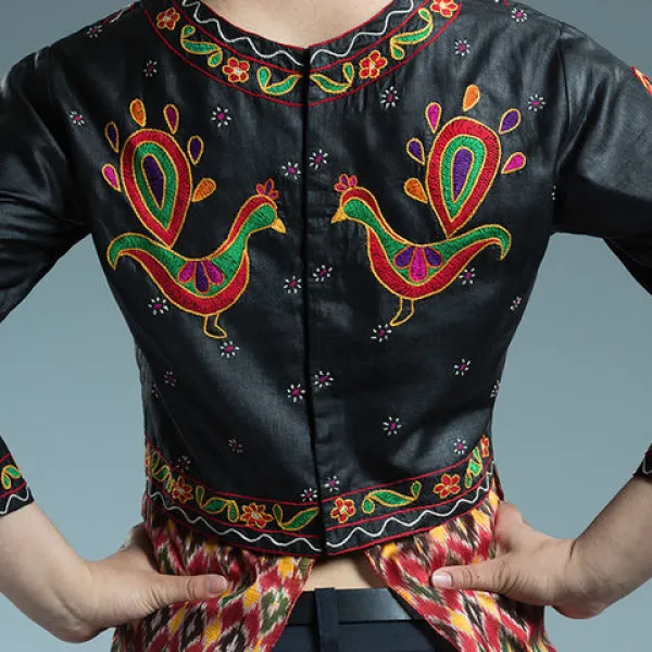 Ujjai (stitching detail on back) 2016, GOTS certified organic cotton oxford, ikat, sIlk, hand embroidery; photographer: BobbiLe N'diaye Photography